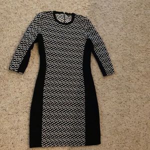 Black & White Geo Print Knit Dress